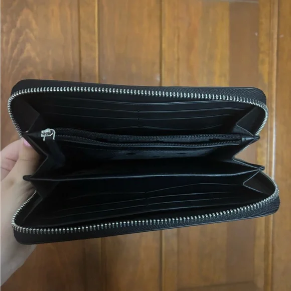 Kate Spade Two-Tone Wallet in Gray and White - Picture 2 of 3